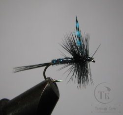 Муха сухая Dry fly Adams 28A " Adams Blue "крючок № 14 ( Kumho )
