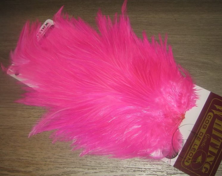 Седло петуха с широким пером Whiting Coq de Leon Bronze Fl. Pink