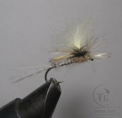 Муха Парашют / Parashute ( 31 )  CDC Cream №12