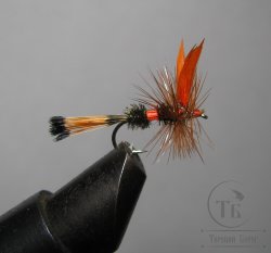 Муха сухая Dry fly Quill DFQ 43 "Royal Coachman " Orange Var. крючок № 14 ( Kumho )
