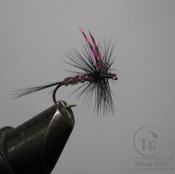 Муха сухая Dry fly Adams 19 " Adams Black Hot Pink "крючок № 14 ( Kumho )