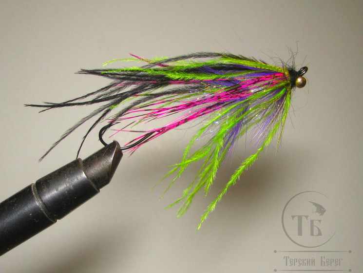 Муха интрудер ( 9 ) Purple Chartreuse