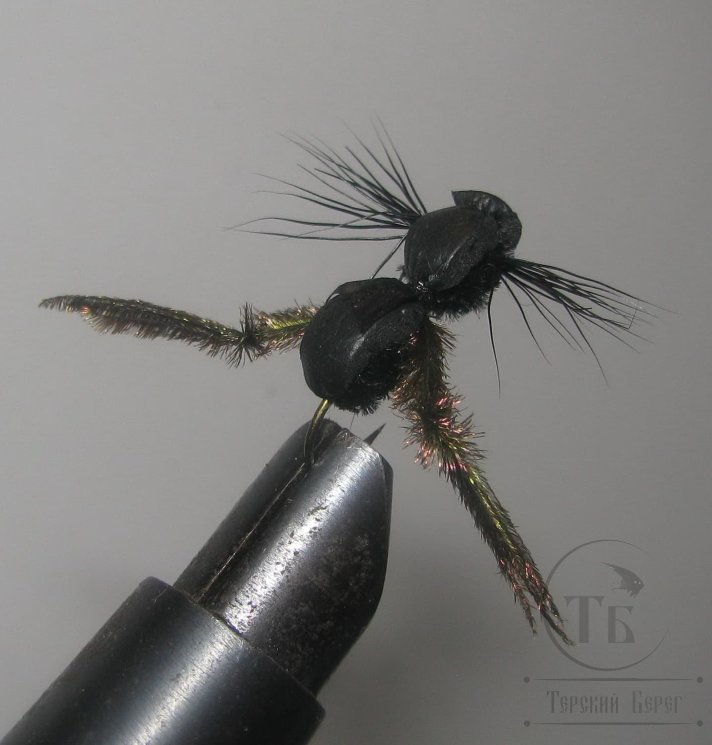 Муха (20) Чёрная муха Long Peacock Legs foam \ пенка кр.№ 8 Dry