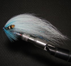 Лососёвая муха ( 3 ) Pale Shadow Lt Blue медь 1 1/4 дюйма