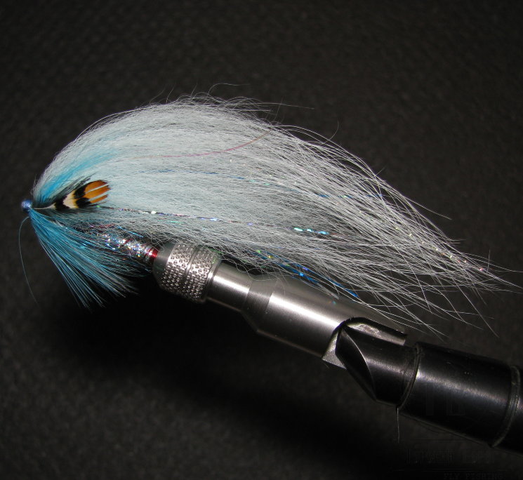 Лососёвая муха ( 3 ) Pale Shadow Lt Blue медь 1 1/4 дюйма