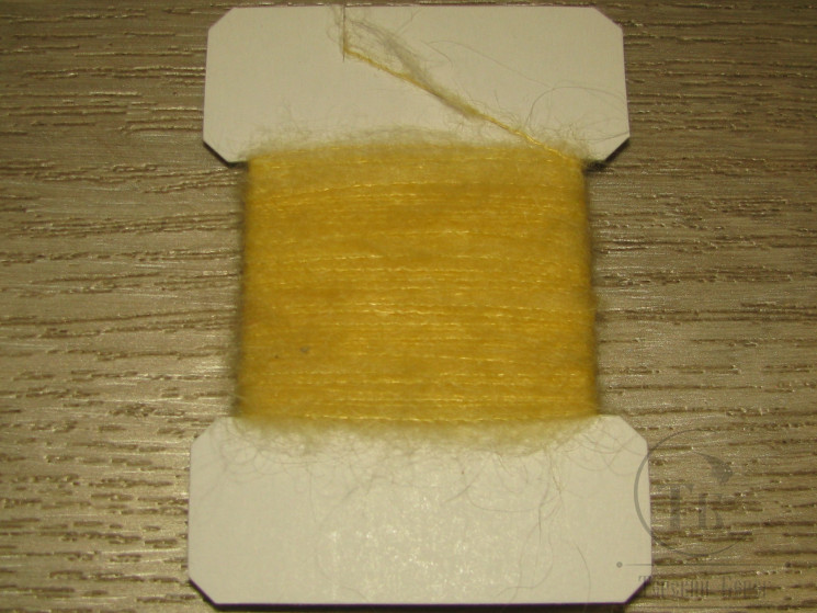 Шерстяная пряжа Mohair Dub Sm. Pale Yellow 10 m. 