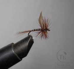 Муха сухая Dry fly Quill DFQ 04 "March Brown" крючок № 16 ( Kumho )