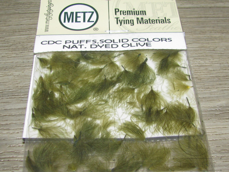 Перья CDC Puffs Solid Colors Nat. Dyed Olive Metz