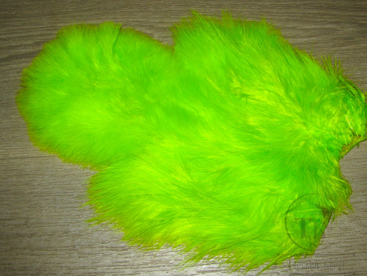 Куриная шкура Spey Soft Hackle Chickabou White dyed Fl. Green Chartreuse Whiting