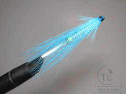 Муха лососёвая английское крыло WG Tube ( 44 Fl ) Plastic 1.3/4 дюйма Fl Silver Doc. Blue / Lt. Blue ( флюр голубая )