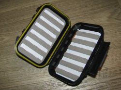 Коробочка для мух водонепроницаемая OR-A Slit Foam 136х86х36mm