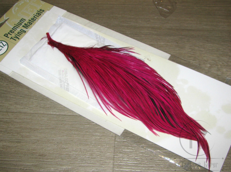 1/2 Скальпа петуха #2 Neck Badger Hot Pink METZ ( покраска Терский Берег )