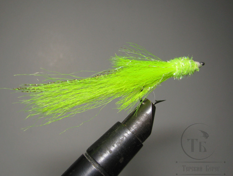 Муха стример фосфор ( 16 ) Octopus Fl. Chartreuse Sea KH № 2