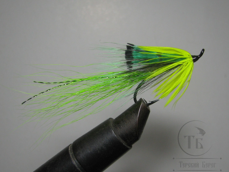 Муха лососевая на одинарном крючке ( 60 ) Shrimp Green Lander Kumho Salmon Black № 10