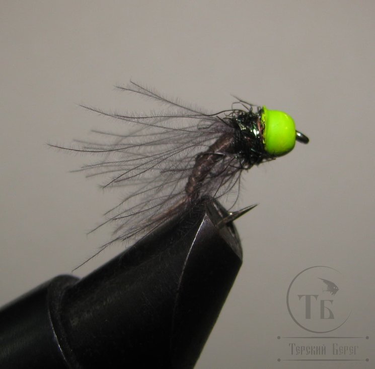 Муха нимфа с вольфрамовой головкой ( 22 ) Nymph Scud TNG Black CDC Fl. Chart. Head №14