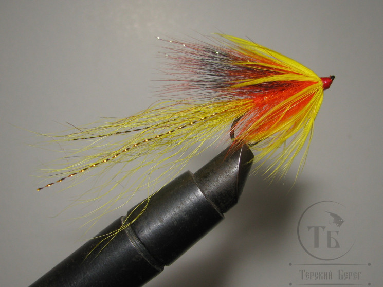 Муха лососевая на одинарном крючке ( 40 ) Sunburst Yellow Kumho Salmon Black № 10