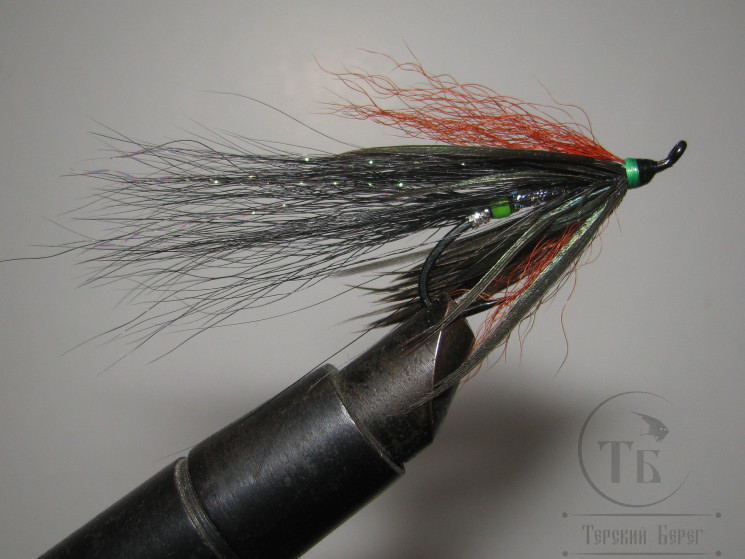 Муха лососевая на одинарном крючке ( 41 ) Metallica Kumho Salmon Black № 6