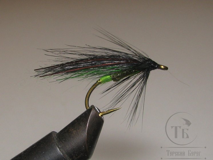 Муха стример форелевый ( 8 ) Craft  Black /Green Tag Mustad S80NP  Wet № 4