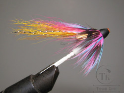 Муха лососёвая TP Cone Fly ( 7 ) Black Malvina ( пластик 3/4 дюйм )